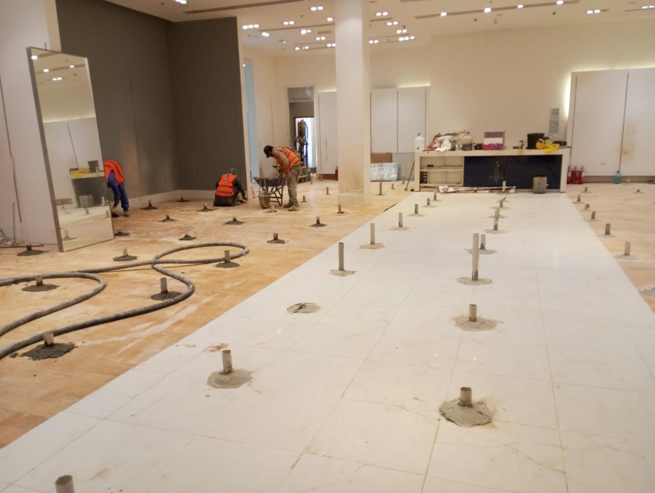 Nakheel Mall building soil injection